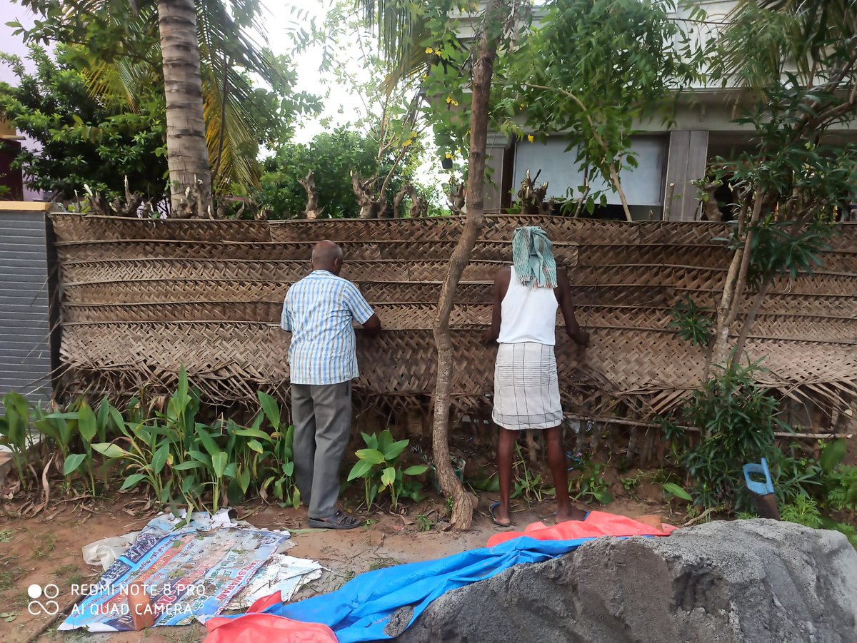How can we #adapt our buildings to changing #climate? How can we make use of #indigenous knowledge and #vernacular solutions? At FIN, we strengthened our fences with stitched palm leaves. Even if they get blown off by a #cyclone they are at least #biodegradable