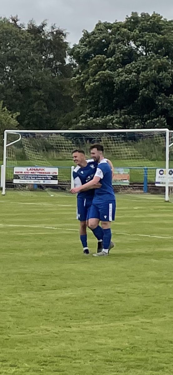 LanarkFc's tweet photo. Full time score. Lanark 3 Whitburn 2. Goals from Graham Gracie and a Luke Meikle double see the yowes safely through to the round ⁦@OfficialWoSFL⁩ ⁦@LanarkUTD20s⁩ ⁦@LanLiveSport⁩ ⁦@SouthChallenge⁩ ⁦@whitburnjunior⁩ ⁦@DarylMeikle⁩ https://t.co/LYG72VB8Fd