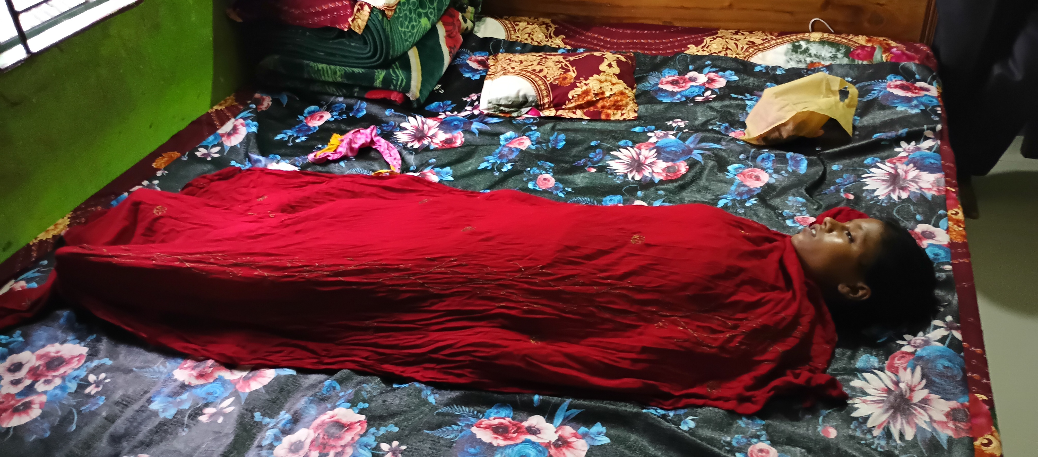 কালিয়াকৈরে কিশোরীর আত্মহত্যা