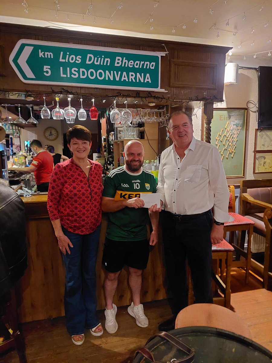 CRYIre's tweet photo. Great support for Jim &amp; Kay Chawke's #Fundraiser for CRY last night in The Rock Bar, Granagh, Limerick.

Huge thanks to everyone who took part! 

#ChallengeOn for now for Jim &amp; Kay - #TheEnglishWay as part of the 2024 #Camino for https://t.co/C9g4xkCQo3.
#RememberingNiamhAndDarra https://t.co/yerLq1yeux
