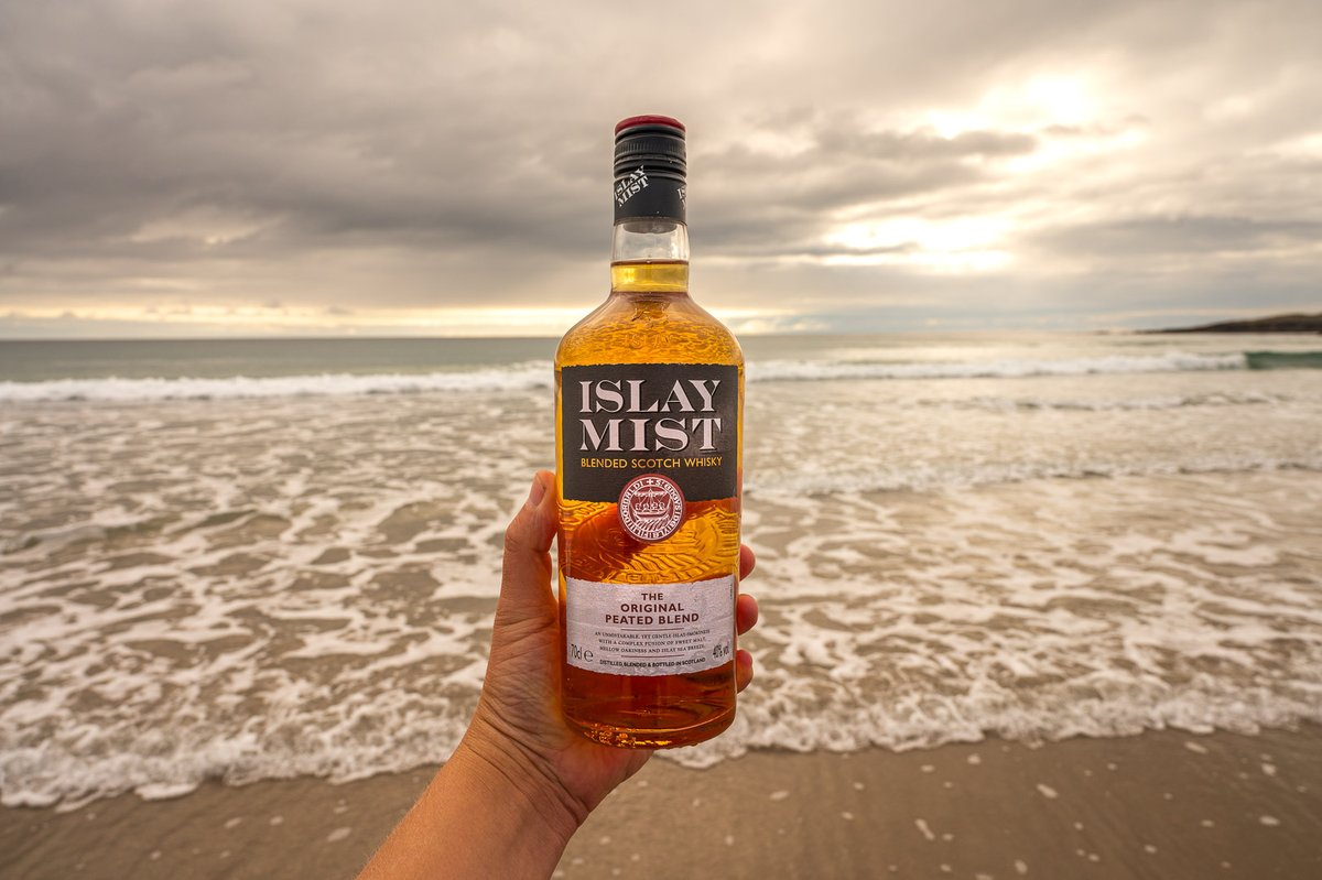 IslayMistWhisky's tweet photo. Golden hour, golden dram. π
Savoring Islay Mist's balanced smoke flavour, where it all began. There's no better place than Islay's rugged coast to appreciate its heritage. π₯
Show Character & Drink Responsibly.
#islaywhisky #bornwithcharacter https://t.co/AEww8PI5Rp