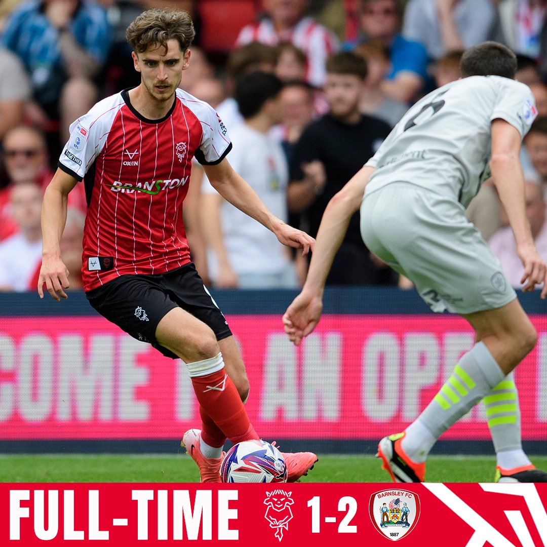 LincolnCity_FC's tweet photo. ⏹️ The Imps battled for a leveller but ultimately come up just short.
⌚️ FT | 🔴 1-2 ⚪️ | #LINBAR https://t.co/whWHgpSMiy