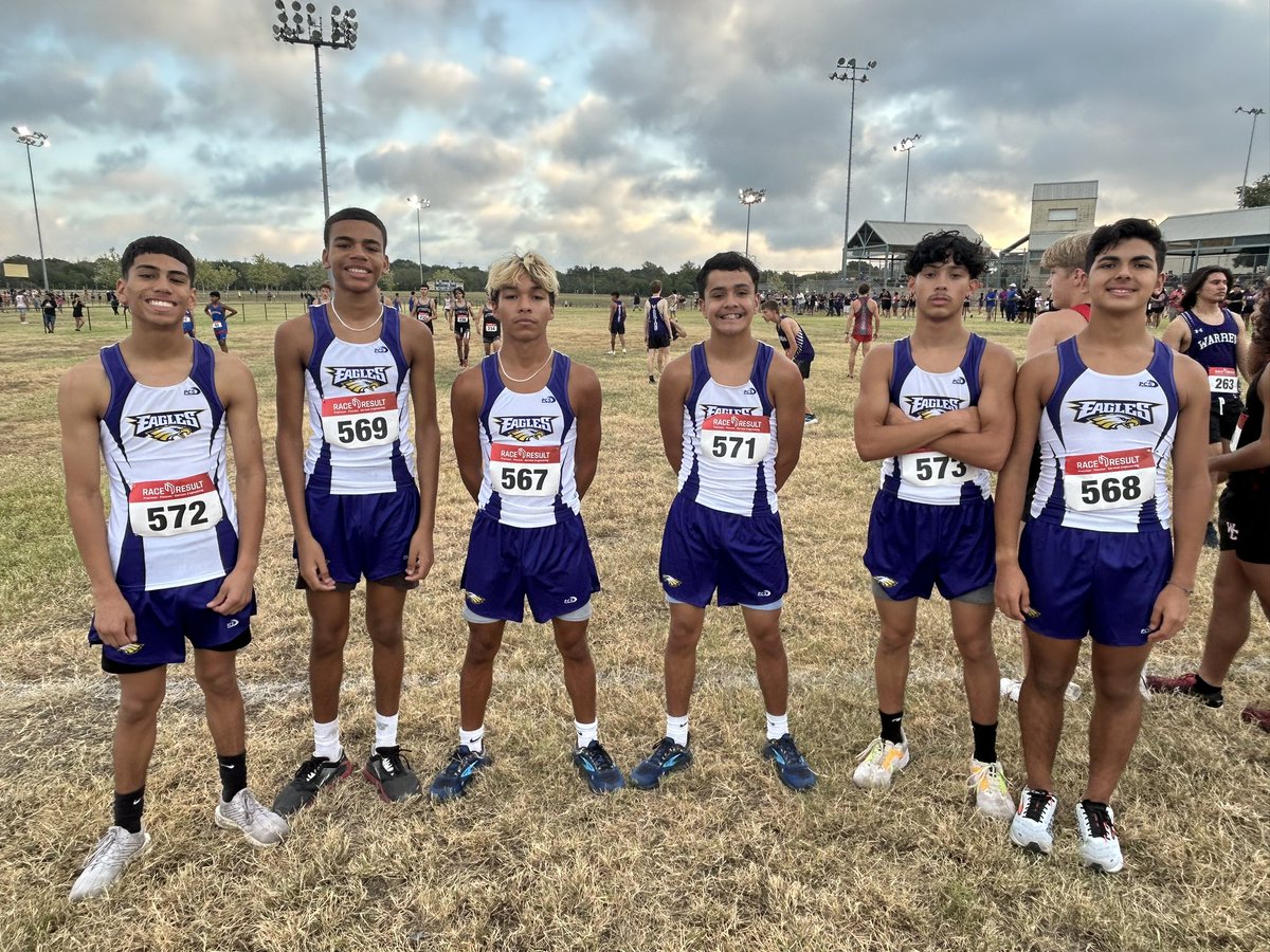 SABrackXC's tweet photo. Week 1 in the books! Time to rest and get ready for Week 2. @SAISDBrackHS @CoachSASalas @sapolinar1 https://t.co/UAS0nRMzDC