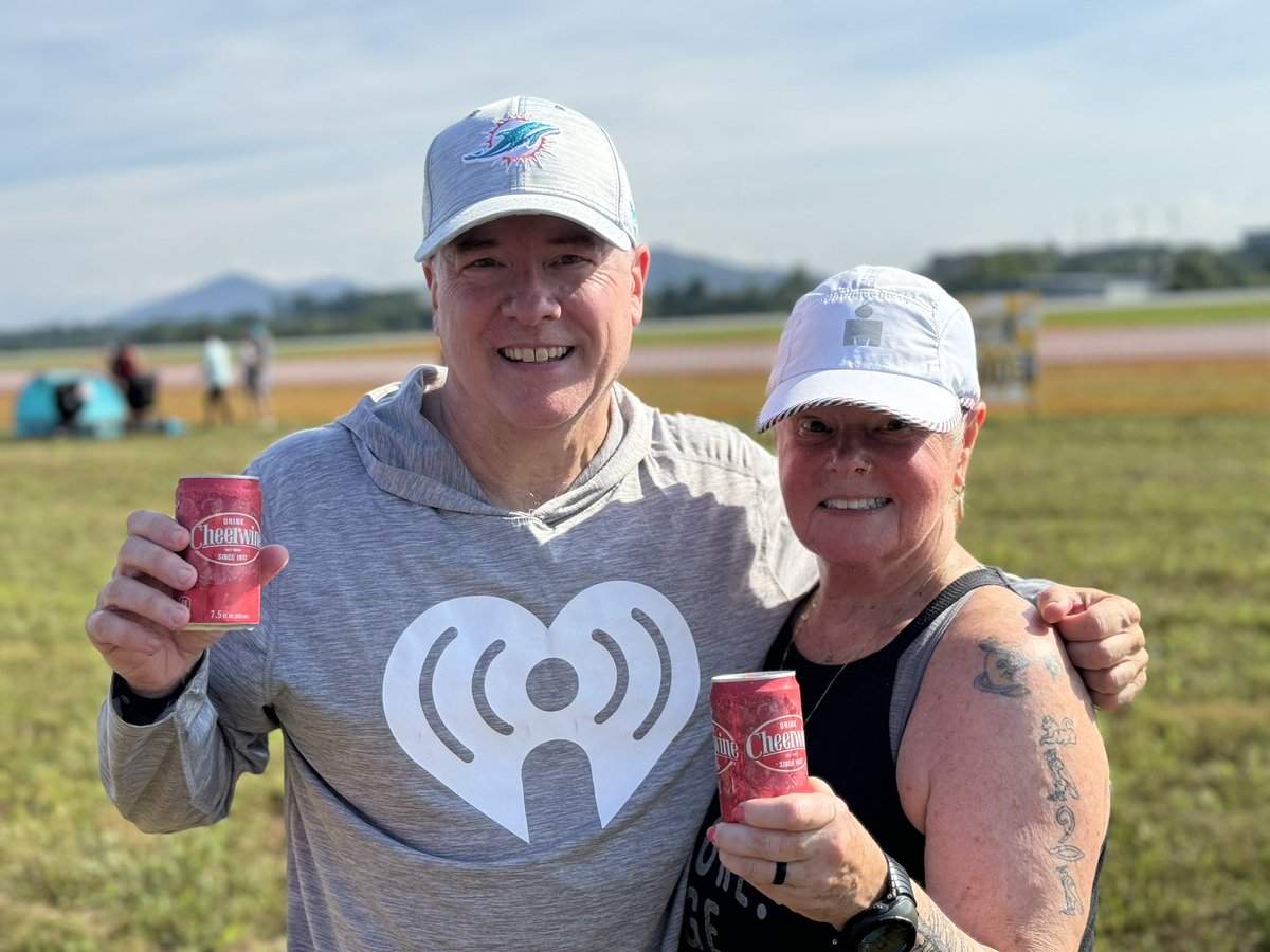 WNCBrian's tweet photo. After running the #avlrunway5k, you gotta chill with some ice cold Cheerwine! Damn it tasted awesome! @DrinkCheerwine #cheerwinesummer
@star1043 https://t.co/OIBiKPGydi