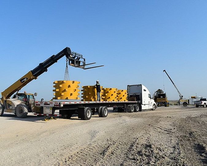 WarrenCAT's tweet image. This Cat® 836 Compactor required on-site assembly, and our Warren CAT team was up for the challenge! 💪 Who&apos;s ready to see this machine at work?! 
#WarrenCAT #Cat836 #Compactor #LetsDoTheWork