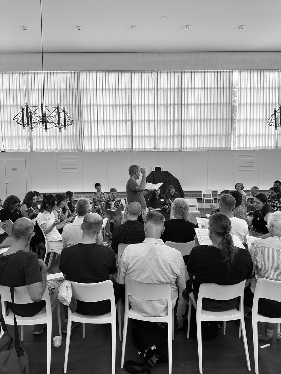seutendeern's tweet photo. Today was a good day. Sang #shapenote Songs from the #ShenandoahHarmony at our #BerlinAllDay singing. Music, no matter which kind, is good for your wellbeing ❤️ & mental health (making music & listening to it) https://t.co/TjNxbqs3wL