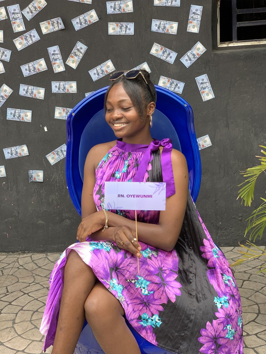 ao_eniola's tweet photo. Hey there! 💜💜 https://t.co/qdqxs6XwmB