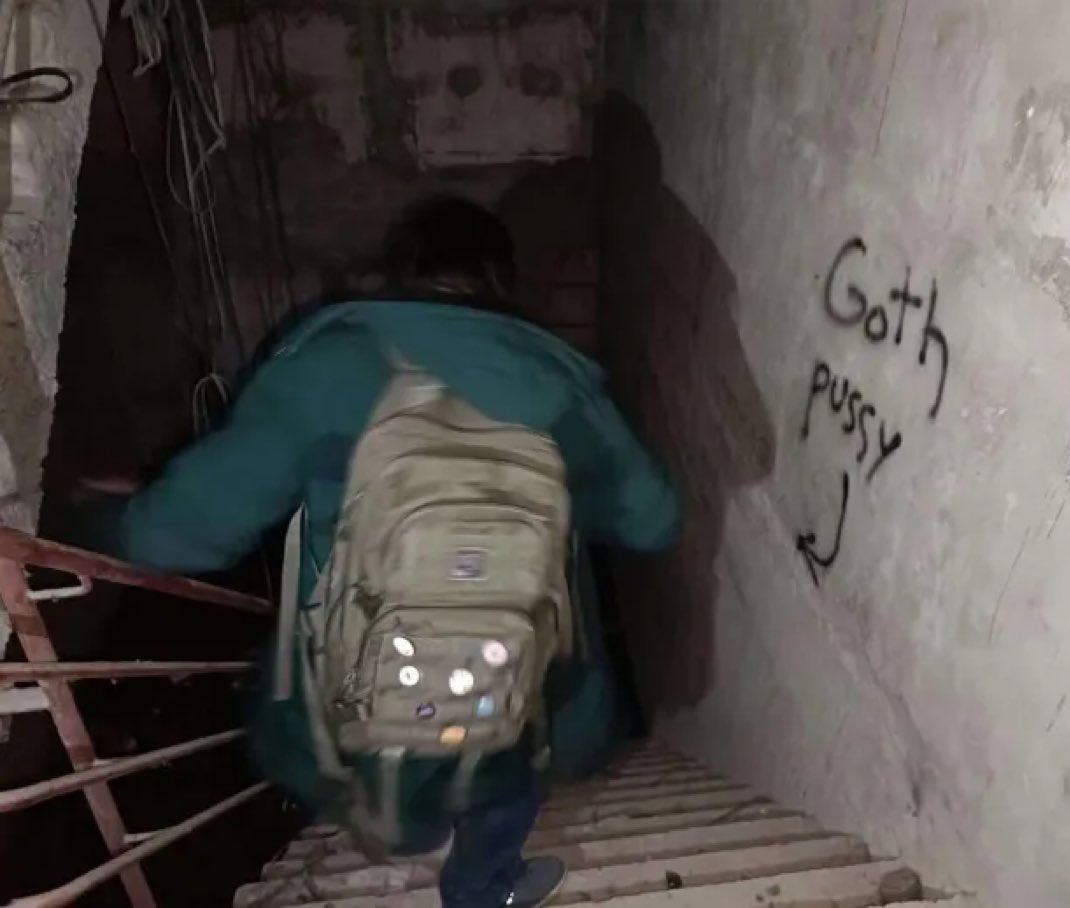creepydotorg's tweet photo. Would you go down there? https://t.co/zlGuPP0Gzb