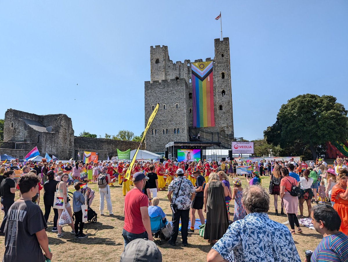 3rd and final pride of the year, #Medwaypride24 #coopradio
<a href="/coopuk/">Co-op</a> <a href="/LauraParryCo_op/">Laura Parry</a>