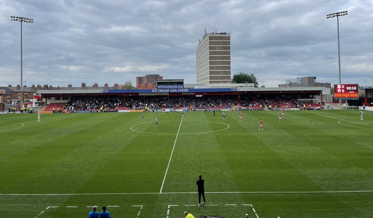 Who’s in this pic? Great support and a great win. #spireites