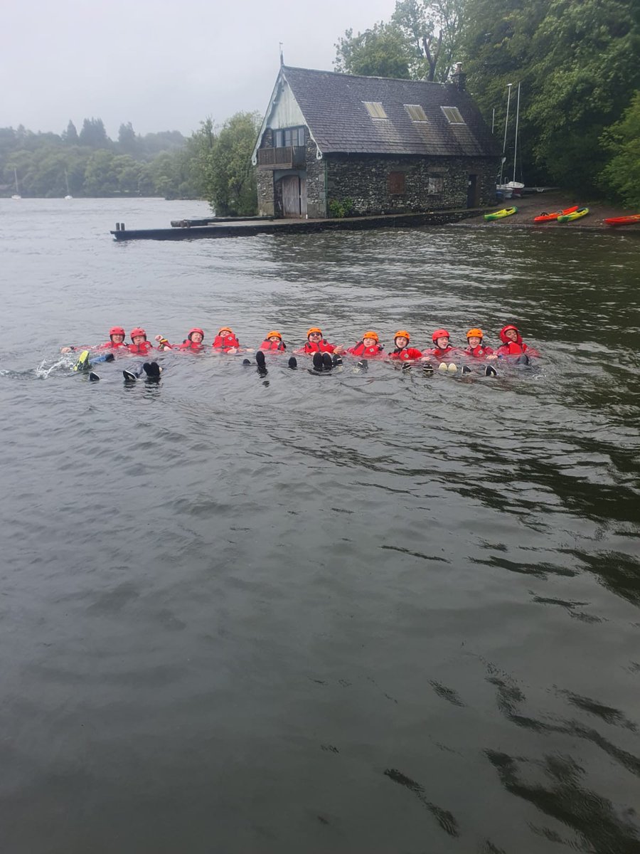 Rob Groves tweet media