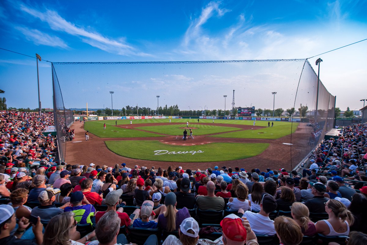 Okotoks_Dawgs's tweet photo. It's the Final Game Day Dawgs Fans!! πΆπ₯βΎ
The Dawgs are looking to repeat the 3-peat tonight in game three of the WCBL Championship Finals against the Moose Jaw Miller Express!
This is a big one and we need the loudest GO DAWGS GO chant we've ever heard! https://t.co/moV9VJQ9K4