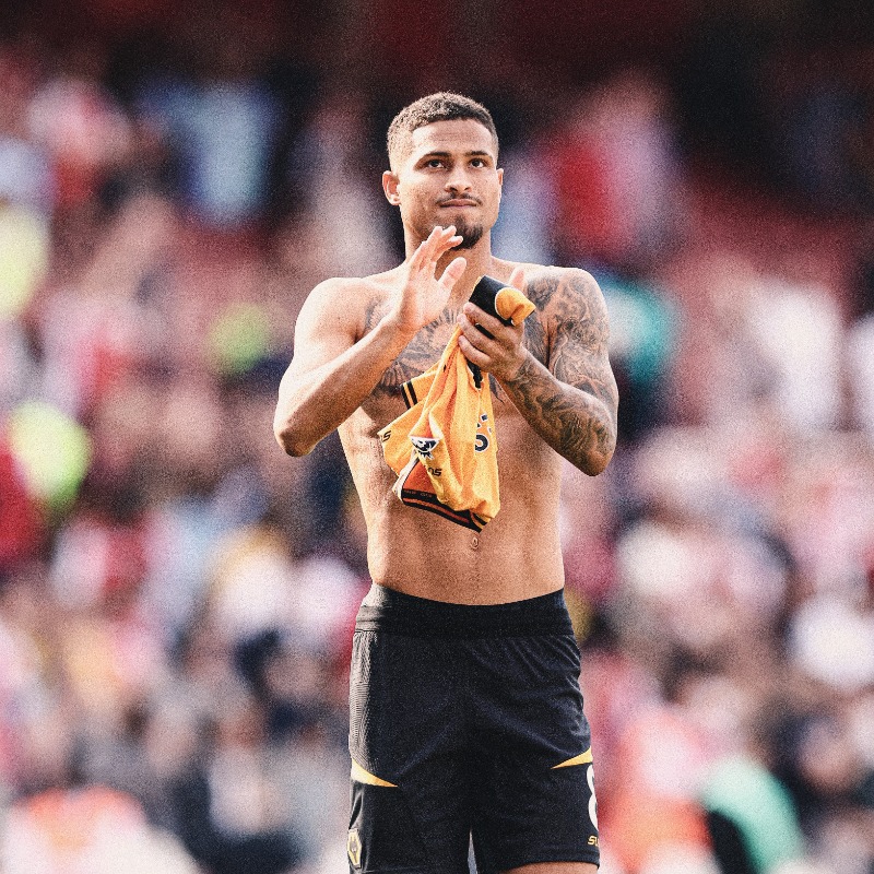 Wolves's tweet photo. Thank you for all of your support at the Emirates today.

We'll see you all back at Molineux next week 💛 https://t.co/4gR00nDR13