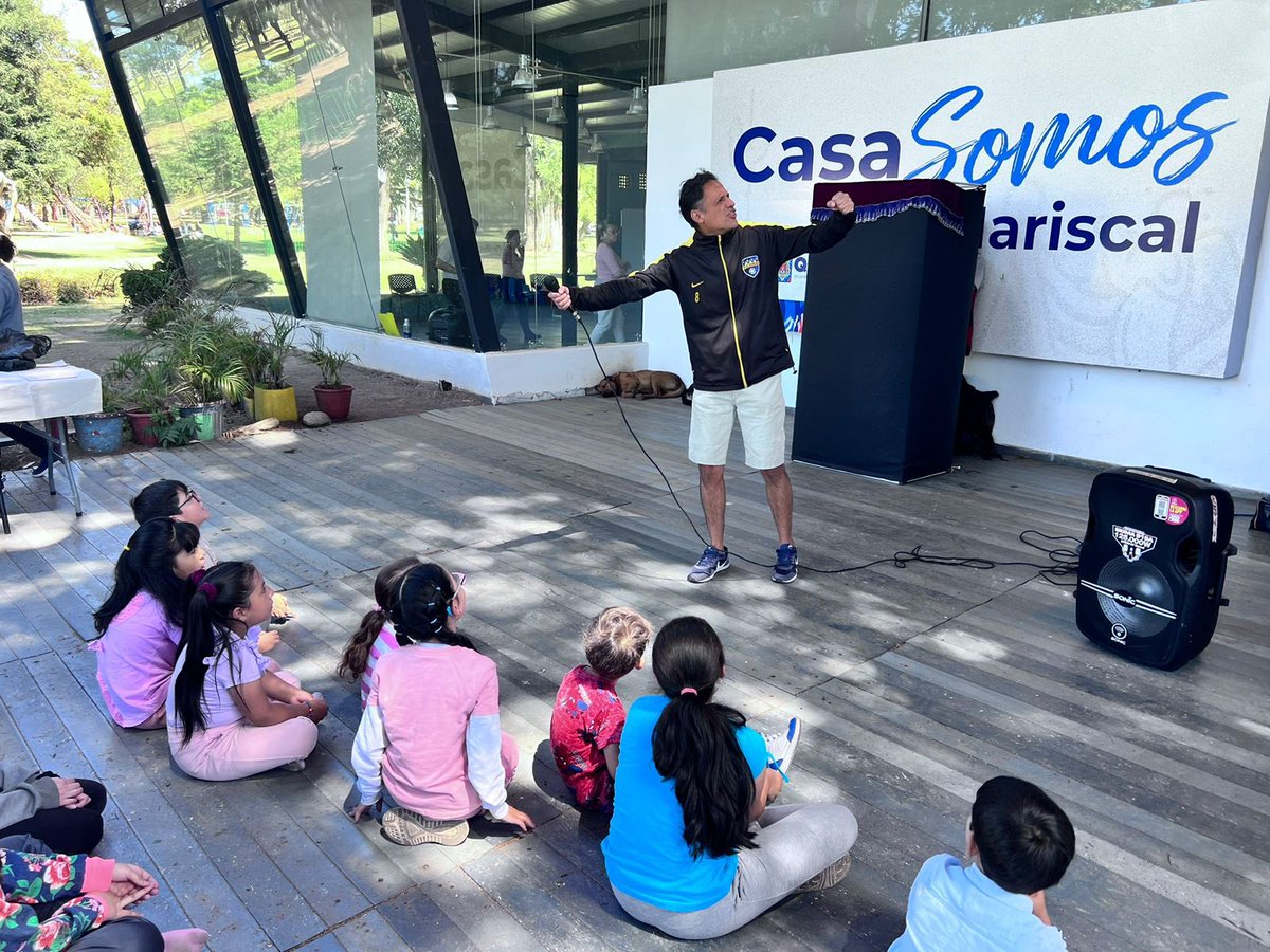 zonalamariscal's tweet photo. 🎭 #VeranoDeLasArtes | Niñas y niños disfrutaron de una función de teatro en Casa Somos La Mariscal.
El arte y la cultura llegan a todos los públicos.
#QuitoRenace
#SolYViento https://t.co/CmAA11kI7C