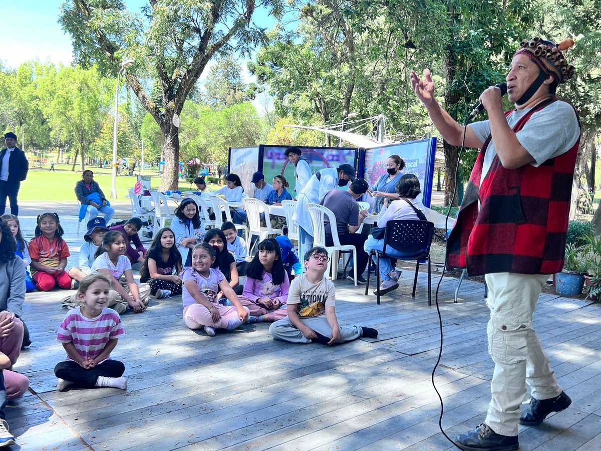 zonalamariscal's tweet photo. 🎭 #VeranoDeLasArtes | Niñas y niños disfrutaron de una función de teatro en Casa Somos La Mariscal.
El arte y la cultura llegan a todos los públicos.
#QuitoRenace
#SolYViento https://t.co/CmAA11kI7C