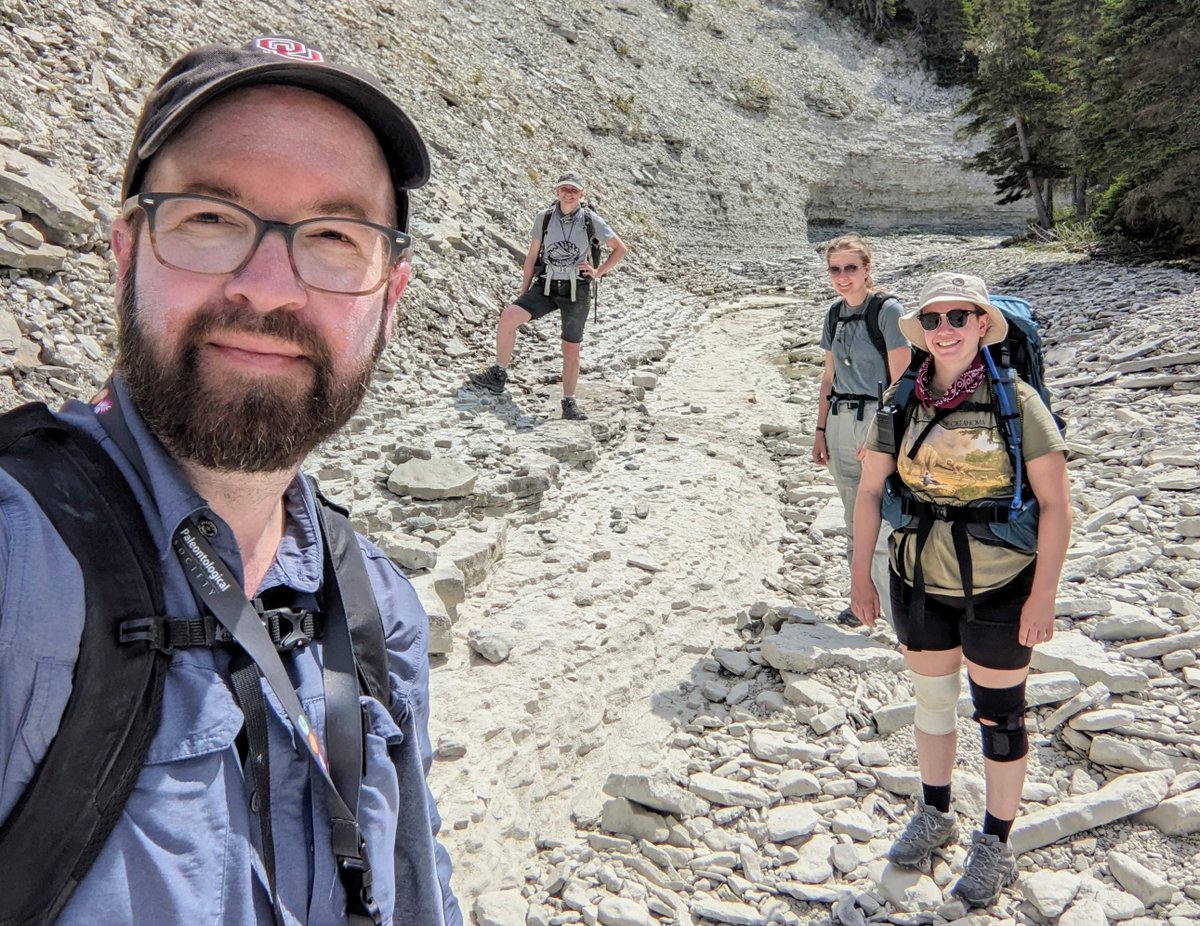Love these recent fieldwork photos of <a href="/OU_Paleo/">Paleobiology Research Group at OU</a>'s  "Hirnantian Heroes" team with <a href="/ougeosciences/">OU Geosciences</a> grad students &amp; <a href="/SamNobleMuseum/">Sam Noble Museum</a> staff
