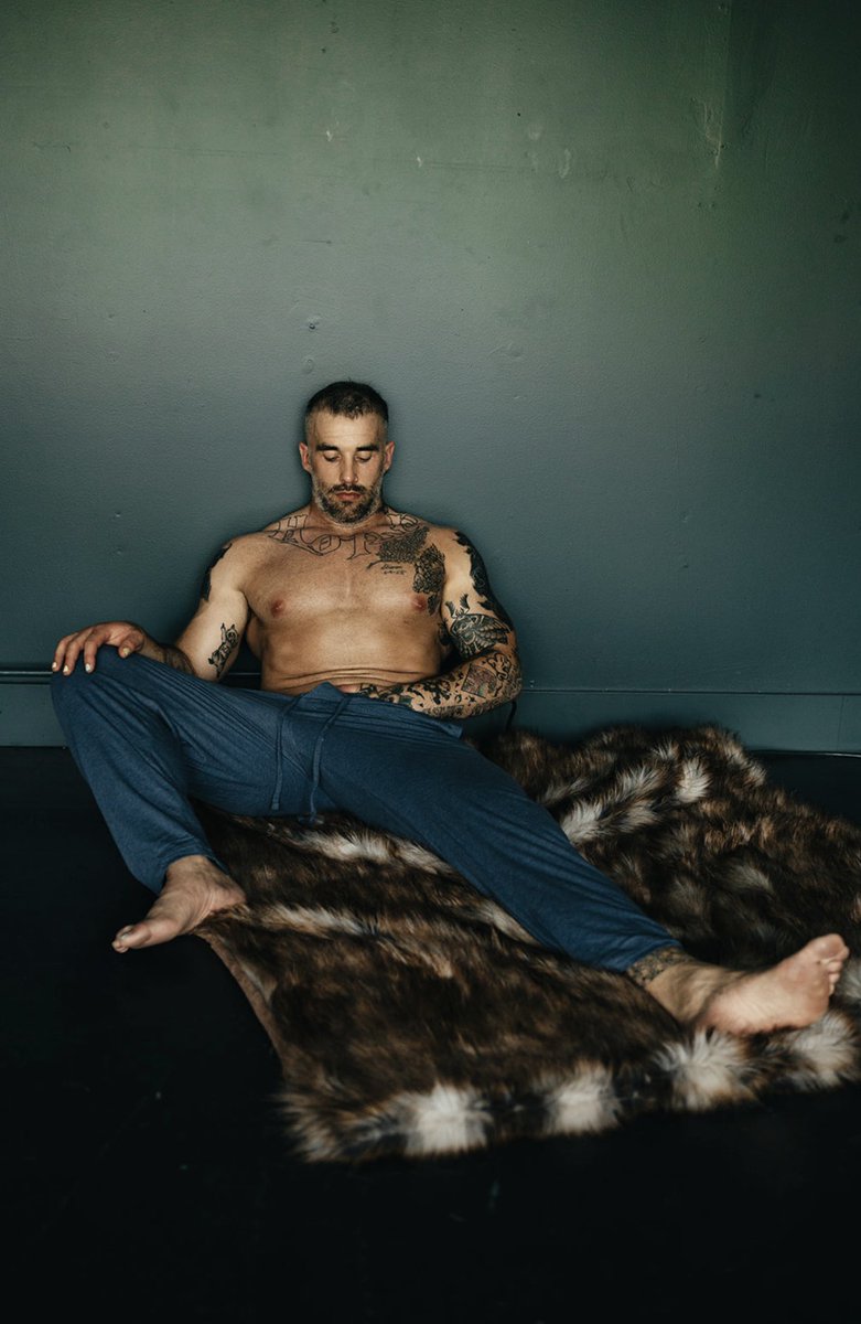 Chip_Ryder's tweet photo. Just lounging around today https://t.co/9yvMjq1OlK