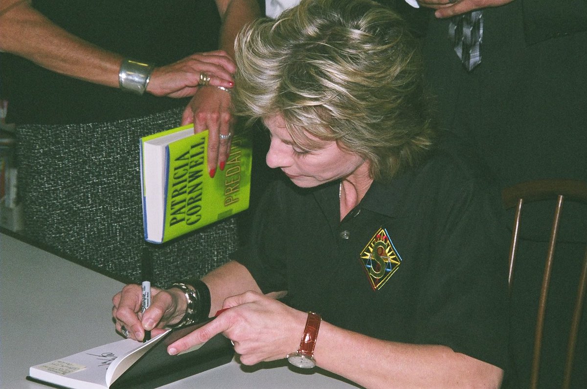 Patricia Cornwell tweet media