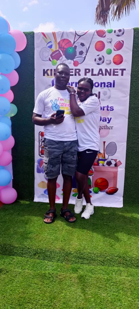 Patrickdobua's tweet photo. Supporting our children in school sports is crucial for their growth and well-being. Let's encourage their participation and be there to cheer them on! Parents, your involvement makes a difference. 🏅 Today we attended Dylan's sports day https://t.co/AGgwGQPwZX
