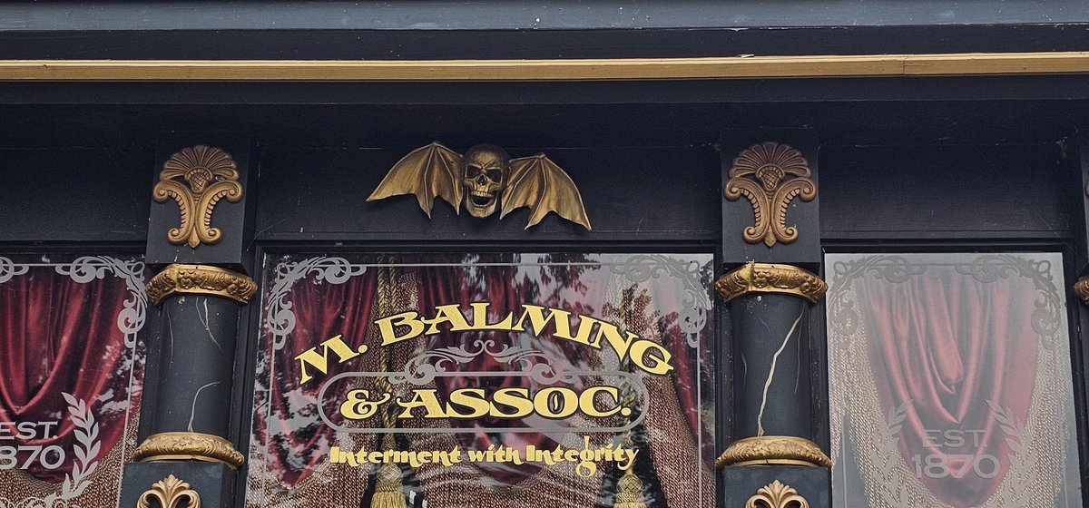 Cicotte7's tweet photo. Anyone notice the deathbat at Cedar Point? #a7x @TheOfficialA7X https://t.co/25PFUBOggM