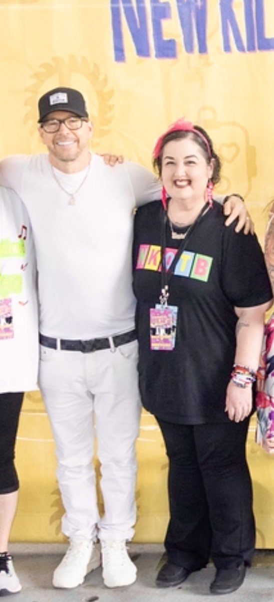 Happy Birthday <a href="/DonnieWahlberg/">Donnie Wahlberg</a>  yesterday at M&amp;G I told how much of a positive light you are to us. And I’m telling you today again because you truly are that light we all need. Hope you have an AMAZING Bday!! Love you Capitan 🤖♥️♾️🎂🍰🥳🎉
