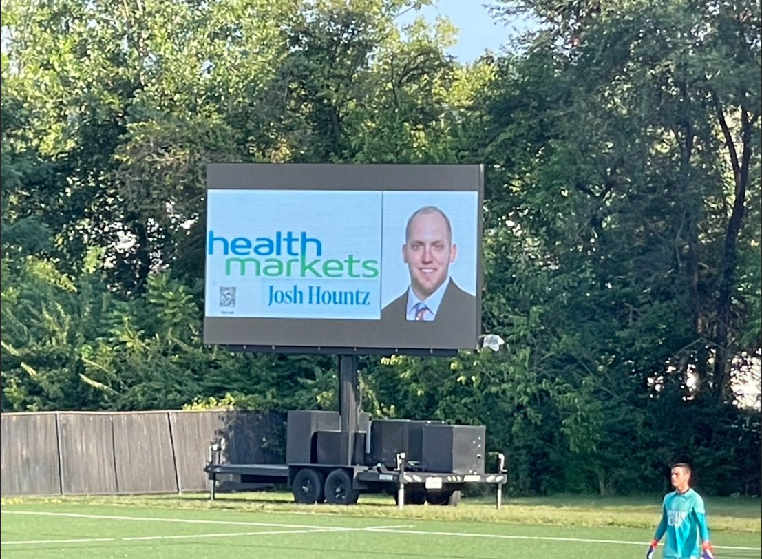 AssistDigit's tweet image. Such a great night to begin the season for Fairfield Athletics. Love the atmosphere and thanks to @CBoxSports and our partners for adding to the night with the digital scoreboard. Let's do it again Friday with first football game.