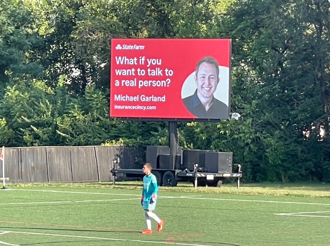 AssistDigit's tweet image. Such a great night to begin the season for Fairfield Athletics. Love the atmosphere and thanks to @CBoxSports and our partners for adding to the night with the digital scoreboard. Let's do it again Friday with first football game.