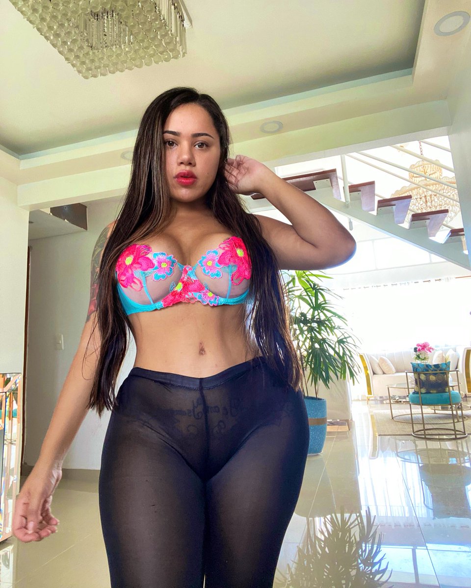 Barbyb43's tweet photo. Sígueme gratis en onlyfans free👇😍

https://t.co/luUToM3g1X https://t.co/J0JeQ7qmKx