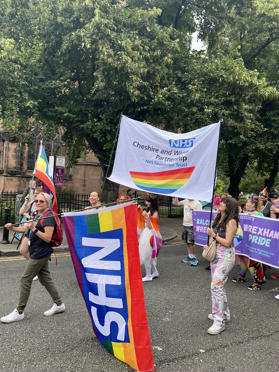 <a href="/cwpnhs/">Cheshire and Wirral Partnership NHS FT</a>   #ChesterPride. Great parade.  Loved it …  <a href="/SEdwardsCWP/">Suzanne Edwards</a>  remember the challenge for next year’s parade 
Thanks to #CYP for being part of it