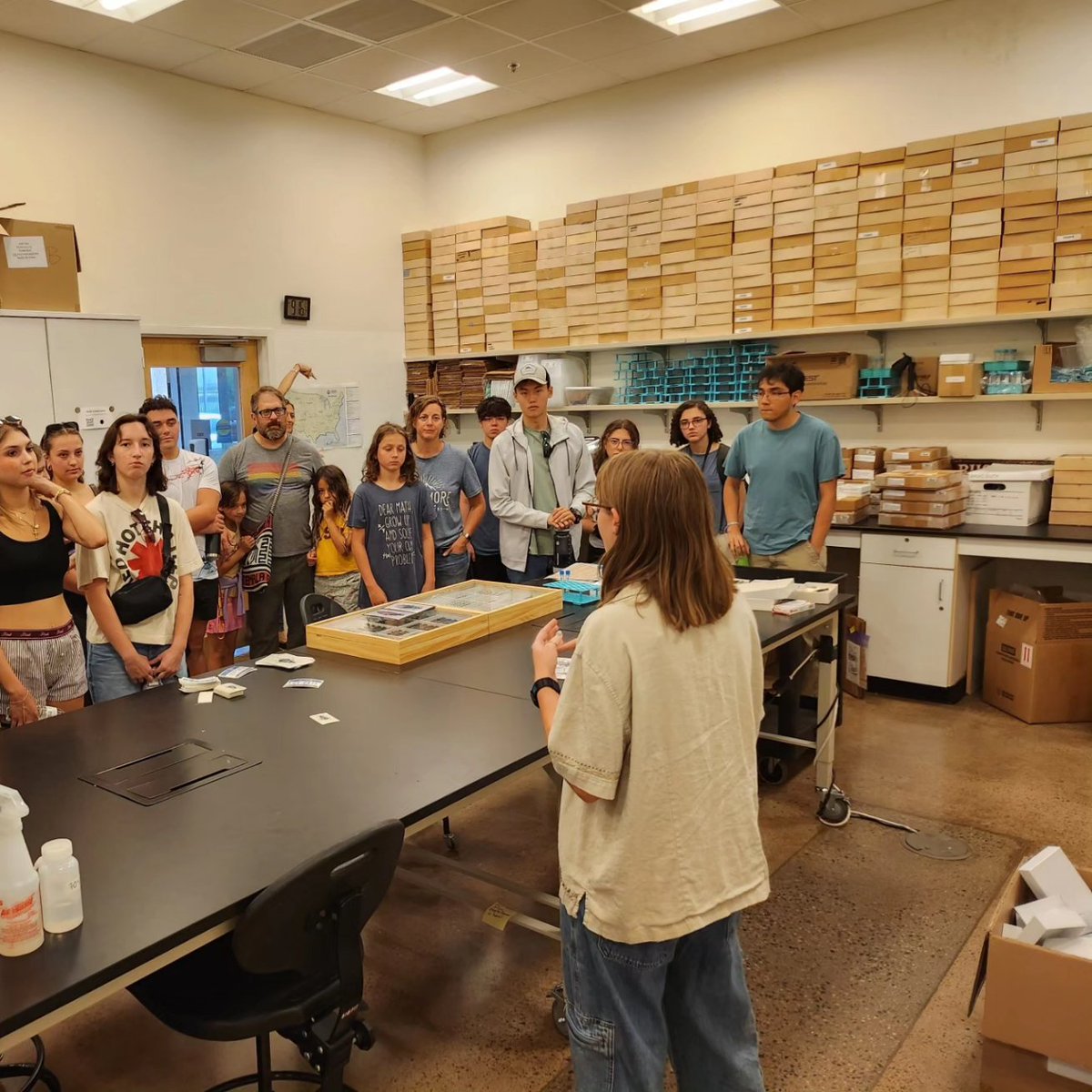 MicrolepiLee's tweet photo. ASU Biocollections Tour for ASU Biobridge program https://t.co/vK79xaPLKV