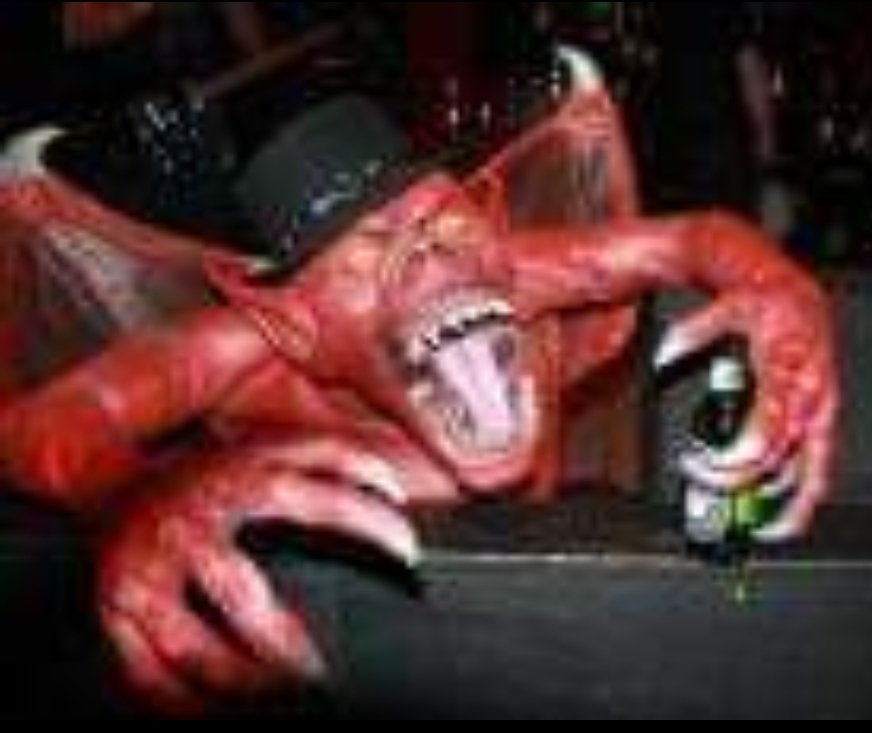 Anti-Jenn ➡️ Megaplex tweet media