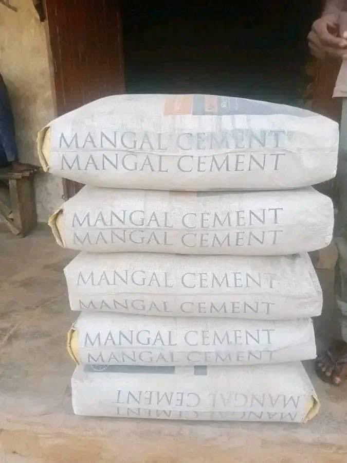 Dr_dabo1's tweet photo. BREAKING: MANGAL cement sells at 4k in the market. https://t.co/Bc8cKmLgbr