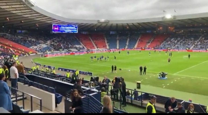 McCormack_90's tweet photo. Beautiful St.Andrew's tifo from the Union Bears at Hampden. Fair play to them 🏴󠁧󠁢󠁳󠁣󠁴󠁿 https://t.co/SpK3OvvWBm