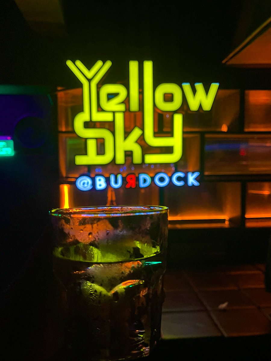 ตอนแรกกะเมาให้ลืมเธอ แต่ตอนนี้ลืมเธอได้ละ เหลือแค่เลิกเมา 🤣