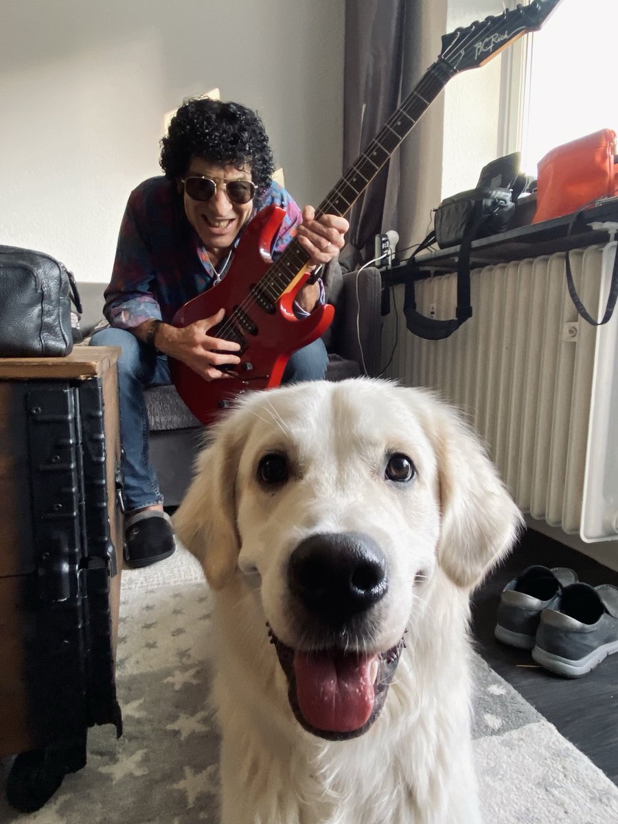 I arrived in Germany on Thursday and now it’s Saturday, crazy that I have only just managed to get a photo of myself with Sparkie. Have a good weekend folks and if you have the time check out The Heritage Chart and give a vote to “In the Summertime (BH24)”, Love &amp; God Bless