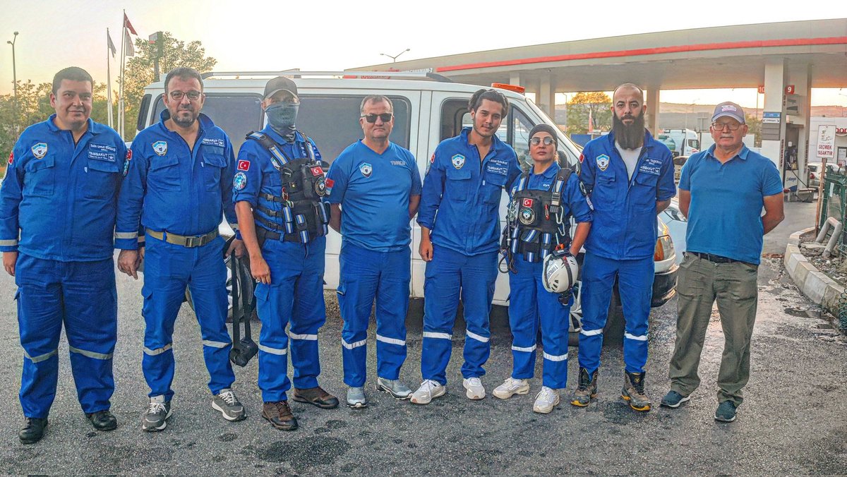 <a href="/tamgakut/">Tamga Uluslararası Arama Kurtarma</a> #ankara ekibi olarak Bolu' da çıkan yangına söndürme operasyonu için #ankara ' dan yola çıkmıştır.

#bolubelediyebaşkanı 
#bolubelediyesi 
#boluyangın 
#ankara 
#etimesgut