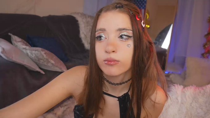 I'm online @MyFreeCams! #onmfc https://t.co/yFwj0sl3Z5 💚 https://t.co/qLGtAH7wot<a class="tags" href="/tag/myfreecams">@myfreecams</a><a href="/tag/onmfc"class="tags">#onmfc</a>