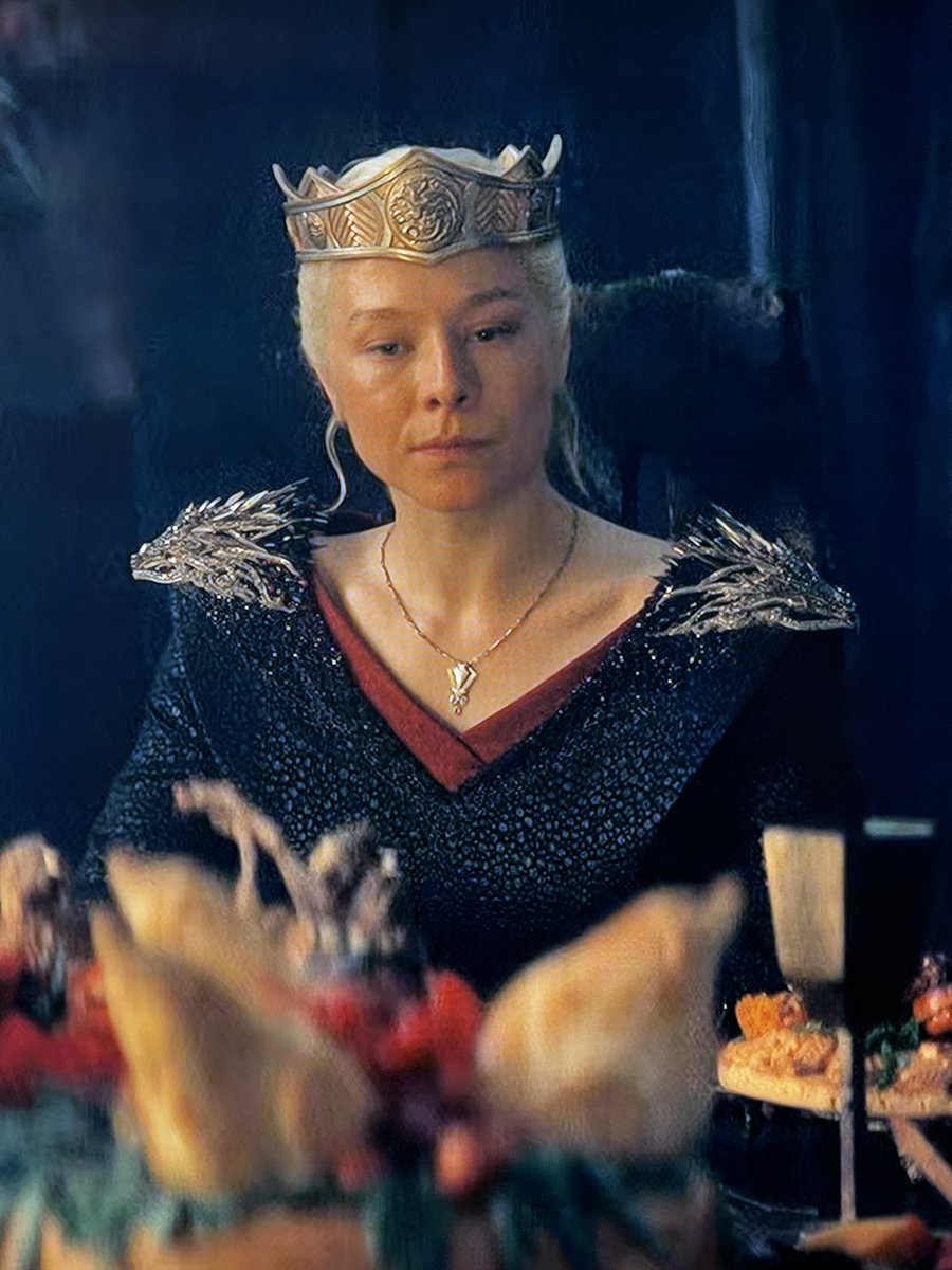 Dear <a href="/HBO/">HBO</a> <a href="/HouseofDragon/">House of the Dragon</a>, when you get rid of these Dragon Epaulets, please hit me up. This mama needs them! #HOTD