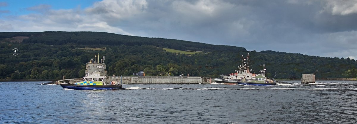 DougieCoullPix's tweet photo. Few late edits from this week.

#shipping #submariner #submarine #hmnbclyde #royalnavy #vanguardclass #silentservice https://t.co/M5YJIPM4mD