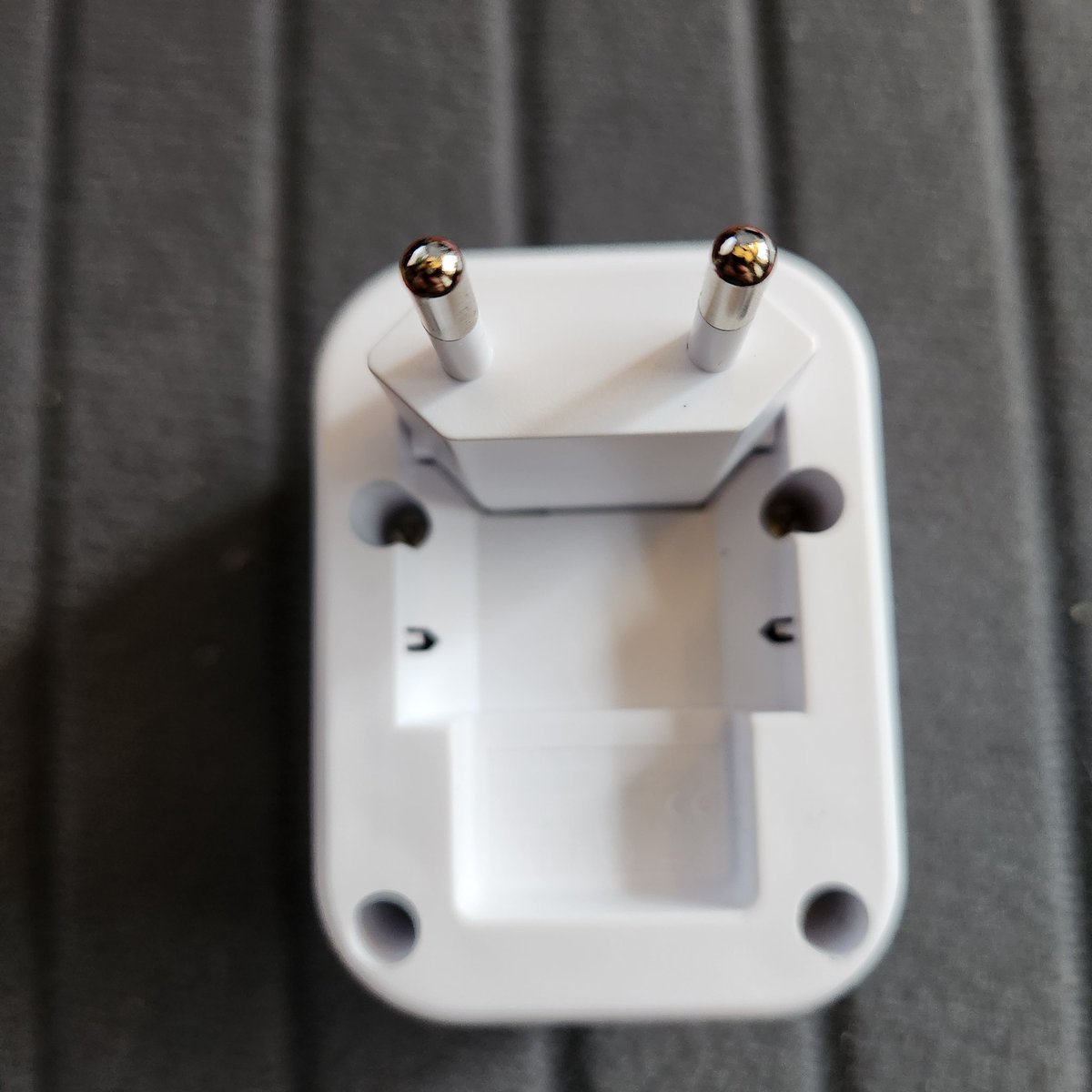 To my #Italian followers - is the the correct plug for your country? I will be visiting soon 👀🐐 

 Also any suggestions that <a href="/JFETspeaks/">JFET</a> and I should do in Rome? (Restaurants, experiences, etc)  🥰 THANKS!