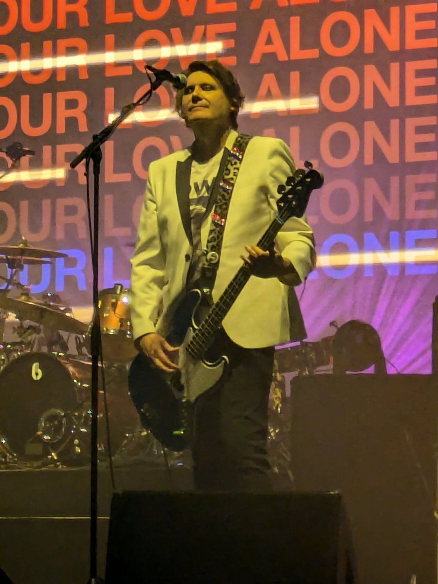 Tom Jones (@tomjones1875) on Twitter photo Great night <a href="/TrenthamLive/">Trentham Live</a> magnificent set from <a href="/Manics/">Manic Street Preachers</a> with brilliant support from @PSB_HQ & <a href="/The_Anchoress/">The Anchoress</a> Great night <a href="/TrenthamLive/">Trentham Live</a> magnificent set from <a href="/Manics/">Manic Street Preachers</a> with brilliant support from @PSB_HQ & <a href="/The_Anchoress/">The Anchoress</a>