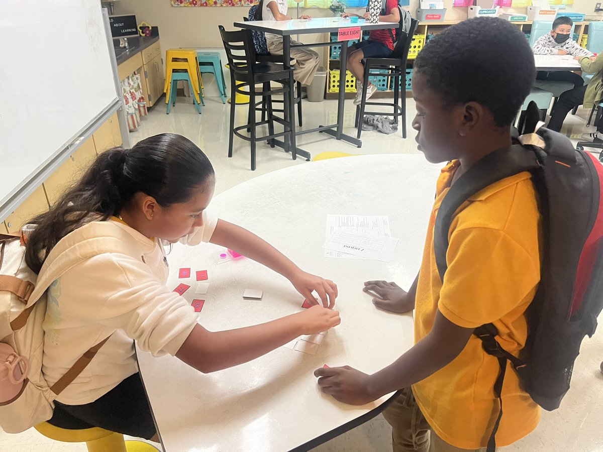 Andrea Strom tweet media