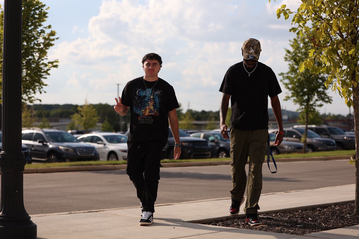 HuntCityFC's tweet image. The Boys in Blue have arrived 📍