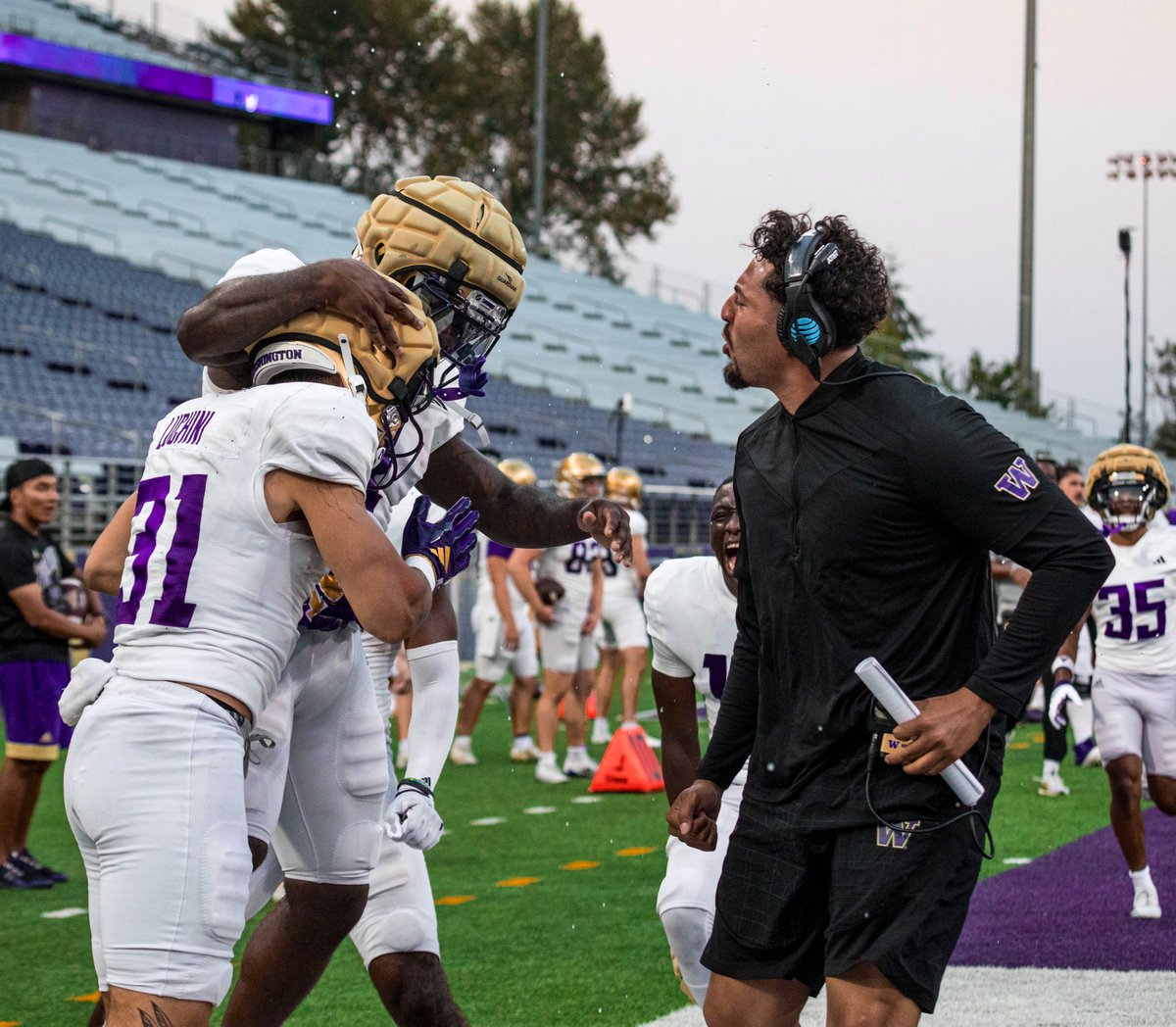Having fun with it! Go Dawgs☔️