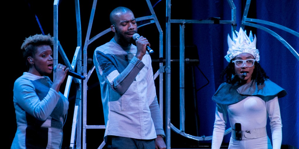 In just one month, composer, bassist and vocalist esperanza spalding returns to WUT! See photos from spalding's last performance at Shannon Hall in 2016.

<a href="/EspeSpalding/">esperanza spalding</a> kicks off the 24-25 Season on Thurs., Sept. 19. Tickets on sale now: bit.ly/3VXcrjk