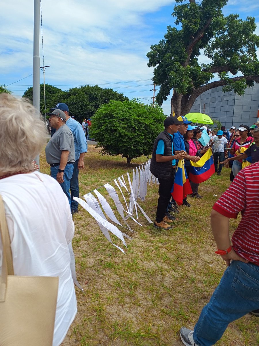 Otro fracaso más de la Sayo 🤡 🤡 

#Venezuela #17Agosto