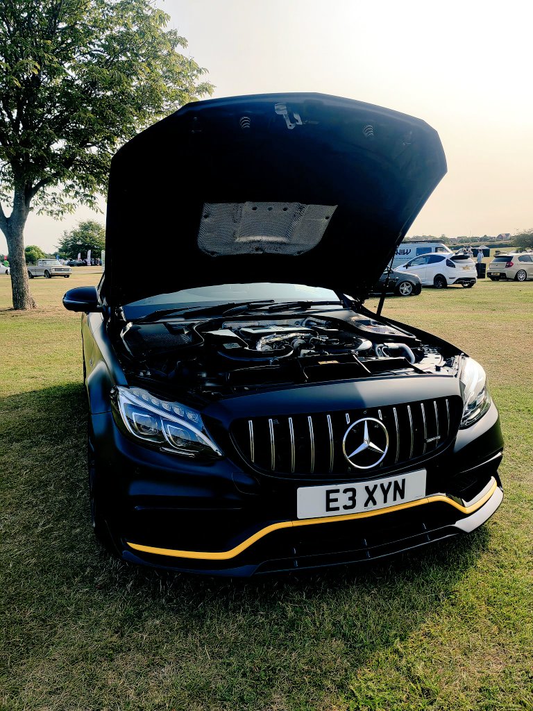 Xynode's tweet photo. Back after a LONG day out at the #norwichshowground at the #inkandenginesfest!
At the end of the day the WHOLE field reved their engines for 15 mins for #rev4cancer!
What a GREAT day! #Sponsored by #Thetrimshed #Norwich!
Big shoutout to @The_Bodycentre #autorefresh and #accusing for work on the #c63amg!