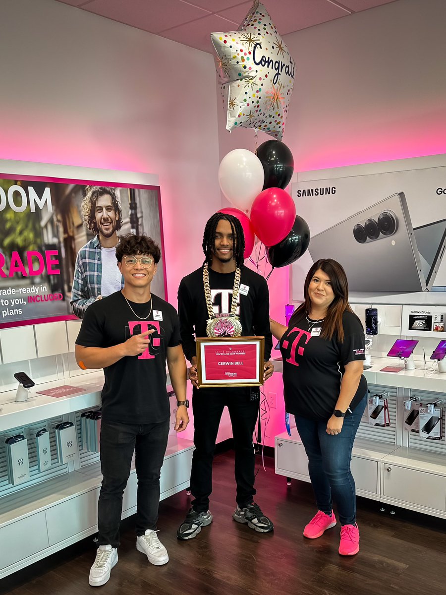 MagentaNathan's tweet photo. Congratulations to Cerwin AKA MR. AUTOMATIC for achieving the coveted WINNER CIRCLE AWARD FOR Q2! We all know what to do and how to do it… Cerwin got this by being relentlessly consistent in Q2! GREAT JOB SIR! The Militia appreciates you! https://t.co/n2hwKRLIZn