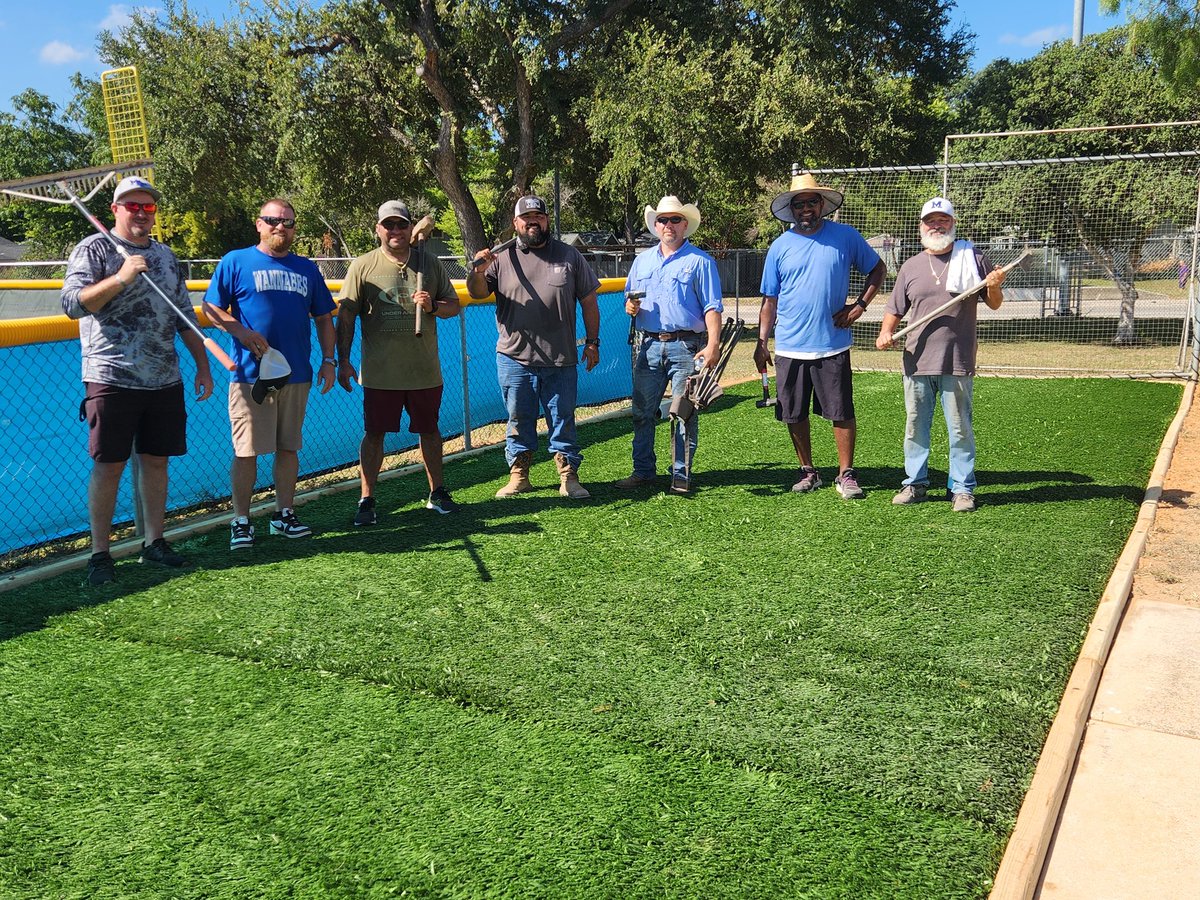 What a great morning at Mac Softball field. Our dad's went to work and turned our pitching bullpen. We are so grateful for the continued support for Mac Softball. Thank you Mac Keller, Pablo Silva, Ceasar Salazar, Andrew Niera, Albert Salazar, Mike Garner, and Chris Richmond. #G4
