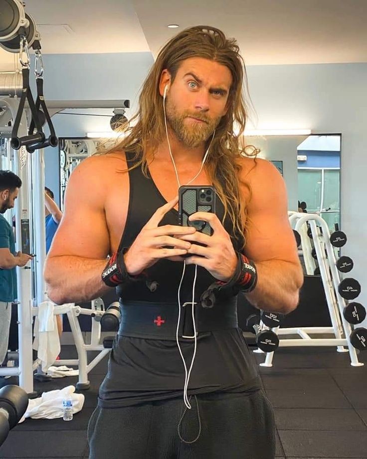 ᰣᰵ Dia de academia, sem trocadilhos hoje. Agora é hora de somente segurar e levantar ferro o dia inteiro. 

ㅤㅤ——  #𝘯𝘴𝘧𝘸 #sexday
            #SeductiveSunday × ↺
ㅤㅤㅤㅤ ⏲ㅤㅤ 🍺🍻